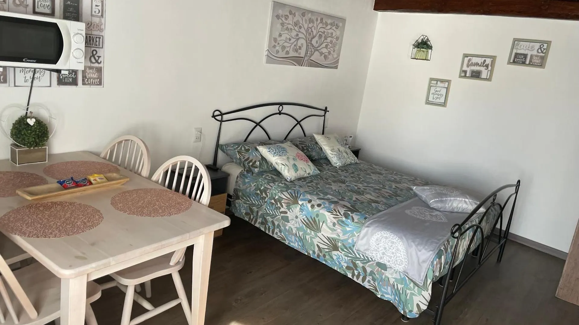 Guest house La Casa Di Pi Ta Hotel Sassari Italy
